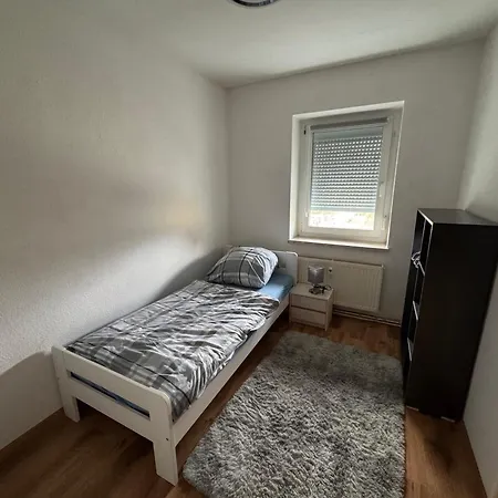 Monteurzimmer Fuer Bis Zu 4 Personen In 公寓 *